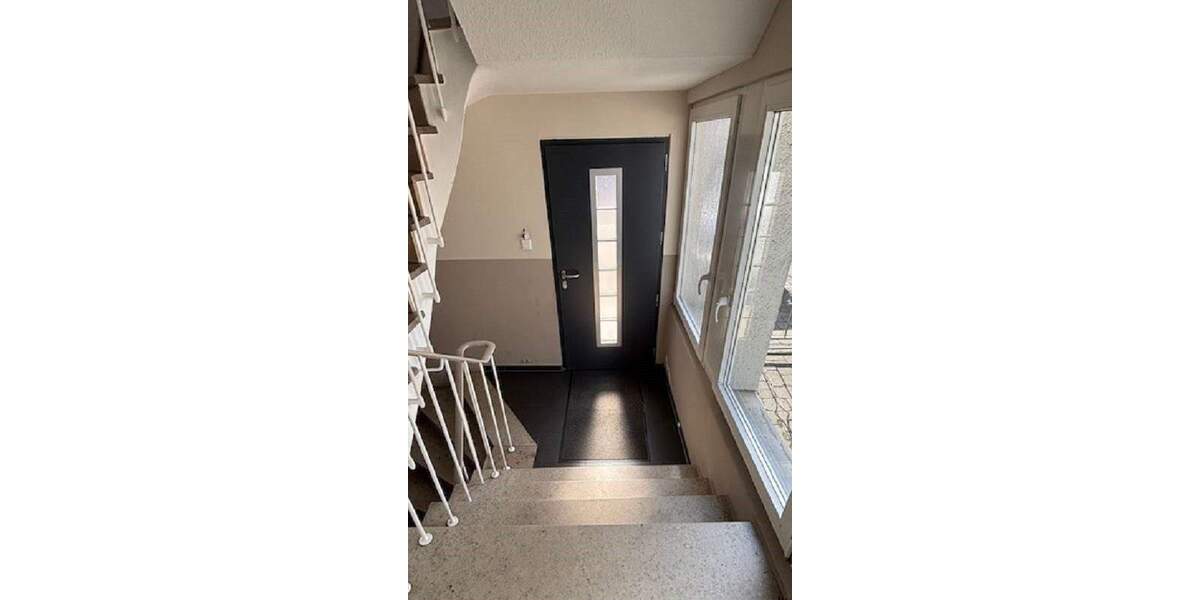 Etagenwohnung Leverkusen Wiesdorf - 5 Zimmer, 180 m&sup2;, 530.000&euro; | Angebot:24390099