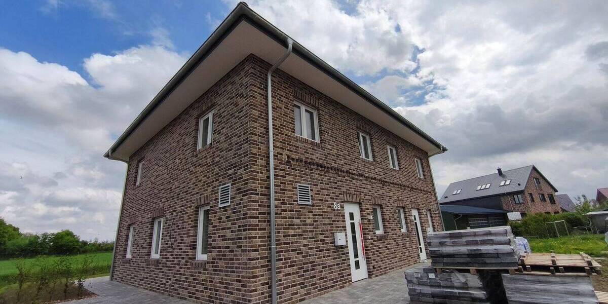 Doppelhaushälfte Seestermühe - 4 Zimmer, 105 m&sup2;, 1.700&euro; | Angebot:26714100