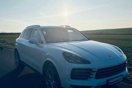 Porsche Cayenne 102.500 km 53.900 &euro; Diez 65582