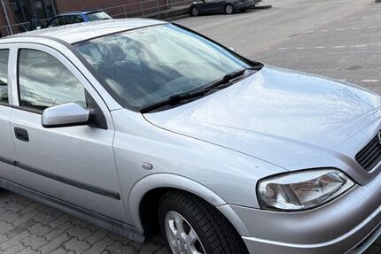 Opel Astra 89.300 km 2.300 &euro; Stade 21680