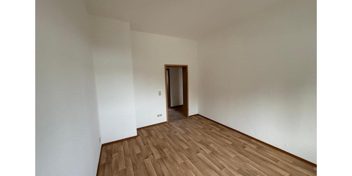 Etagenwohnung Plauen Alt Chrieschwitz - 2 Zimmer, 53 m&sup2;, 265&euro; | Angebot:26300863