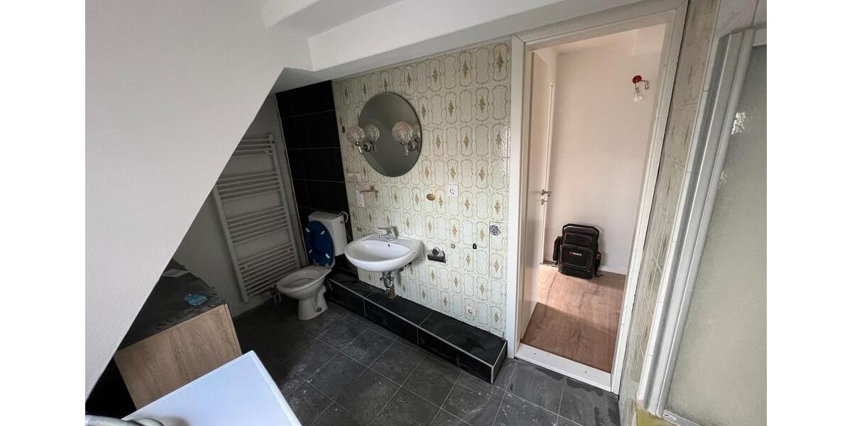 Mehrfamilienhaus, Wohnhaus Ipsheim - 7 Zimmer, 170 m&sup2;, 500.000&euro; | Angebot:27024843