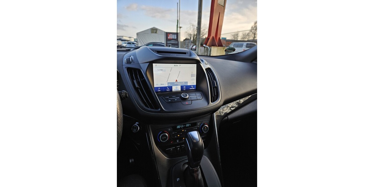 Ford Kuga 90.500 km 22.999 &euro; Lübeck 23539