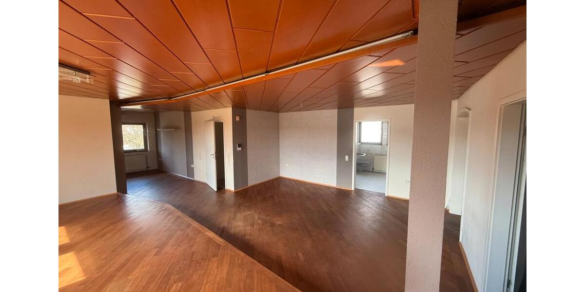 Dachgeschoßwohnung Frankenberg (Eder) - 3 Zimmer, 115 m&sup2;, 179.000&euro; | Angebot:26455293