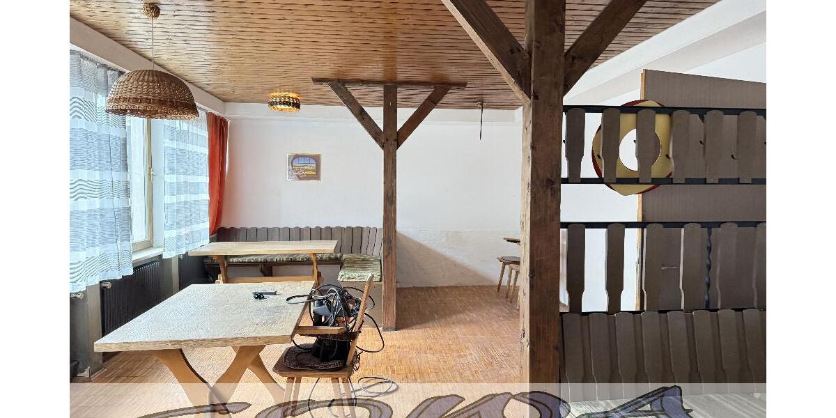 Großzügige Lagerhalle mit Büro-Lagerräumen und einem großzügien Wohnhaus in Gaimersheim - Nähe Westpark! - Ein Objekt von Ihrem Immobilienpartner SOWA Immobilien und Finanzen zimmer