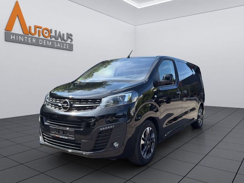 Zafira Life