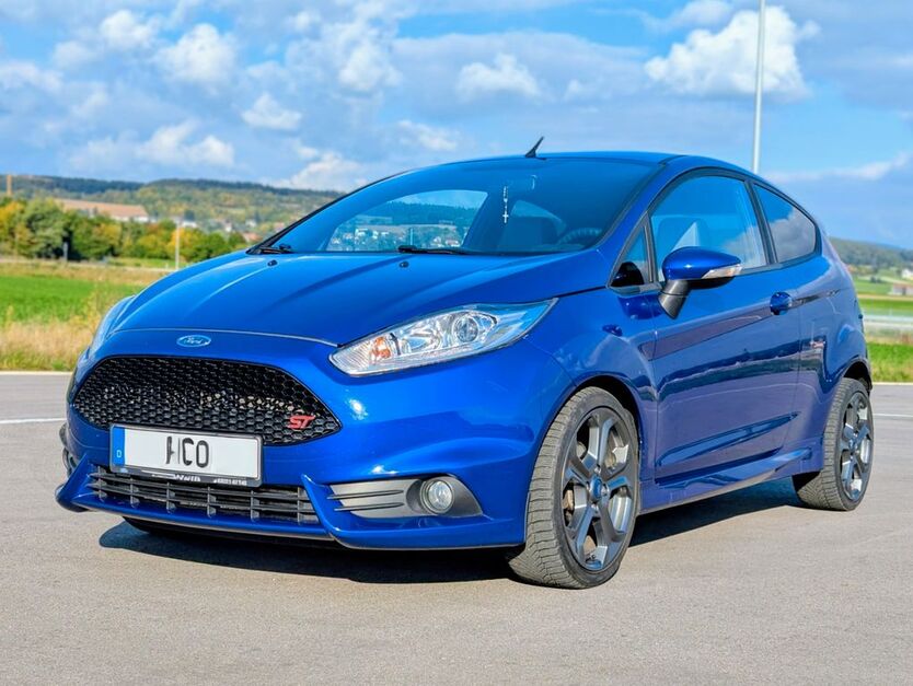 Ford Fiesta 78.361 km 11.800 € Amberg 92224