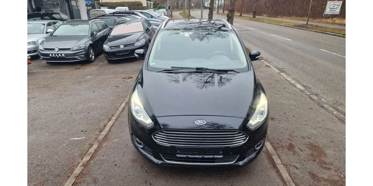 Ford S-Max 216.000 km 4.999 &euro; MÜNCHEN 80995