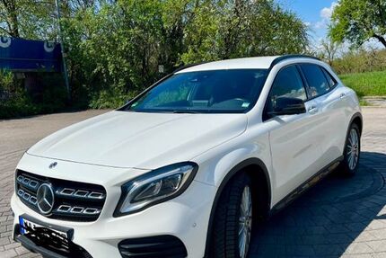 Mercedes-Benz GLA 220 64.500 km 22.999 &euro; Schwieberdingen 71701