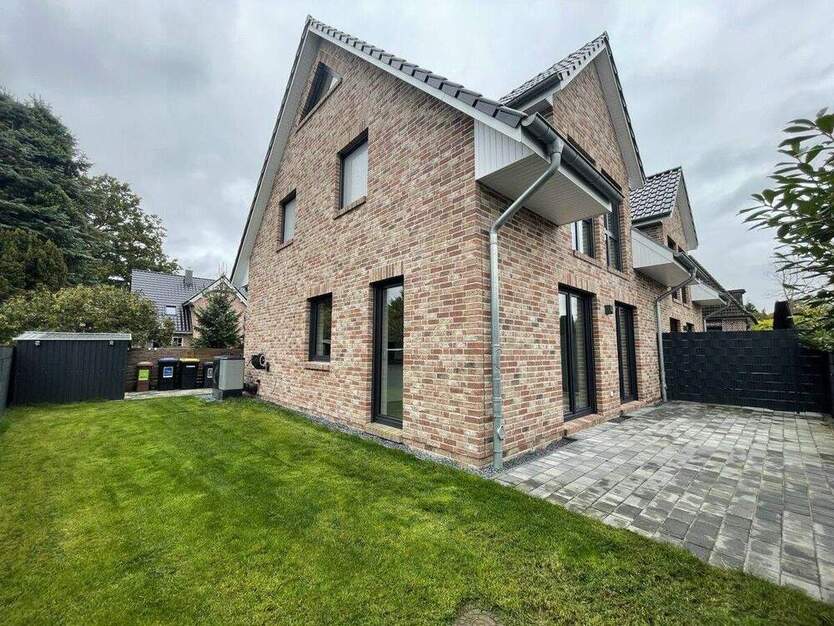 Neubau Doppelhaushälfte in ruhiger Familienlage von Rellingen 5 zimmer