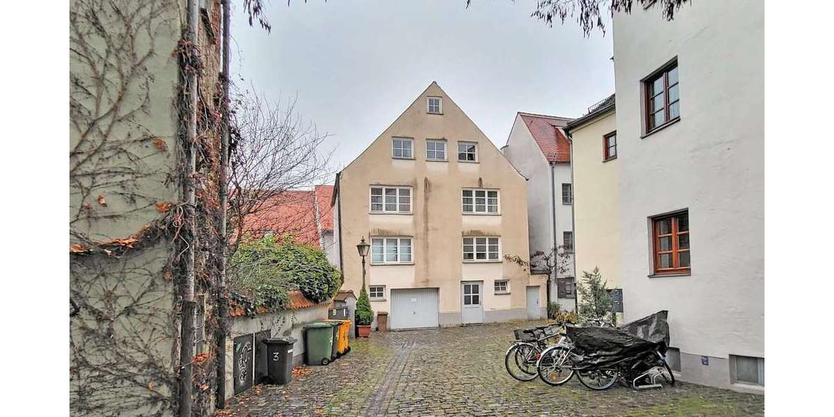 Einfamilienhaus Augsburg - 8 Zimmer, 129 m&sup2;, 795.000&euro; | Angebot:26032407