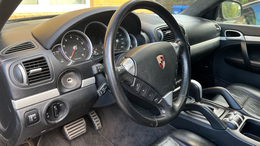 Porsche Cayenne 230.000 km 9.500 &euro; Gifhorn 38518