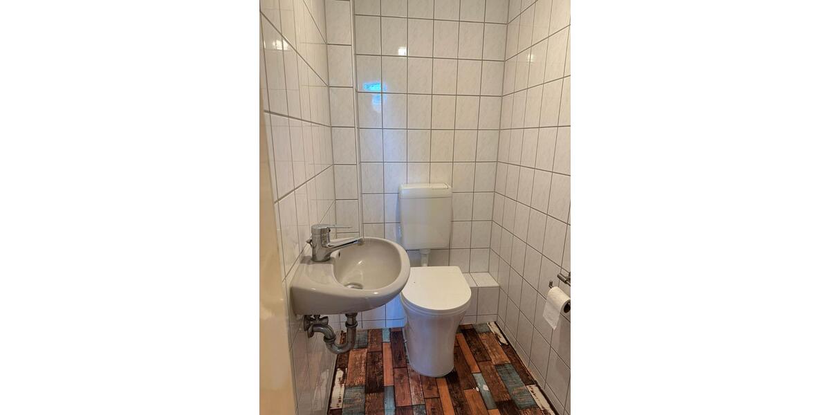 Etagenwohnung Güstrow - 2 Zimmer, 62 m&sup2;, 520&euro; | Angebot:26386163