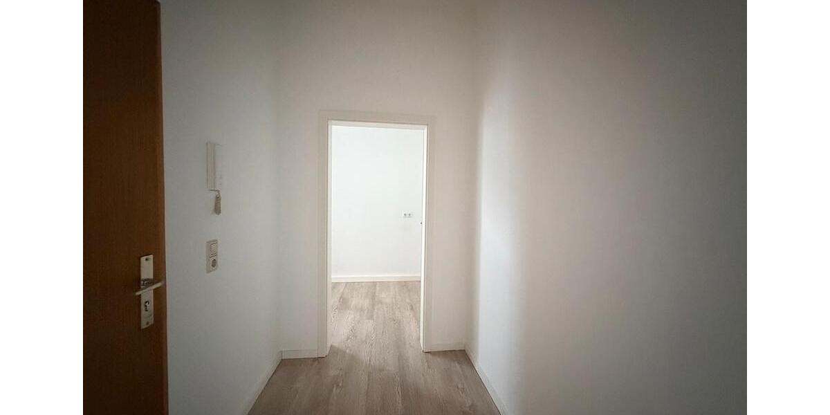 Etagenwohnung Gera - 3 Zimmer, 76 m&sup2;, 450&euro; | Angebot:26403949