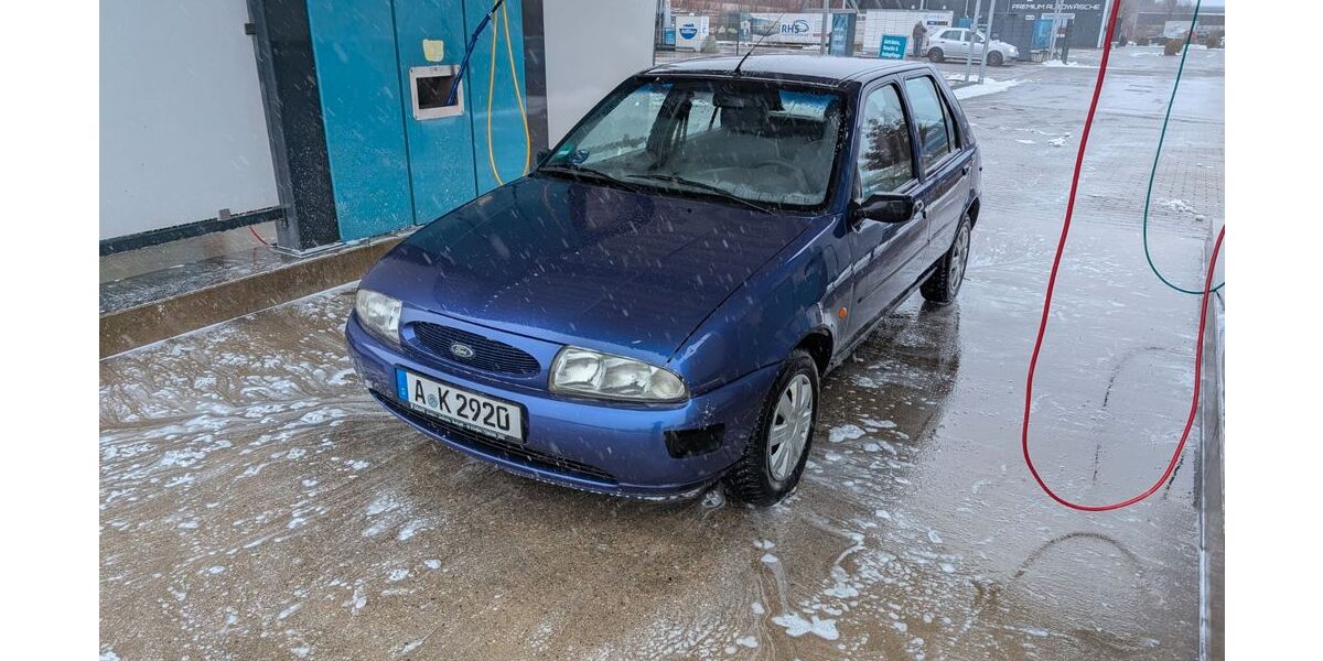 Ford Fiesta 93.778 km 800 &euro; Meitingen 86405