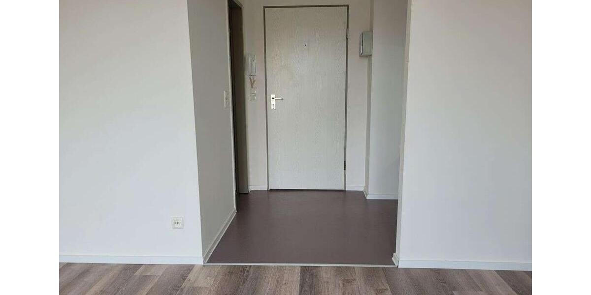 Dachgeschoßwohnung Lübeck Sankt Lorenz Nord - 1 Zimmer, 26 m&sup2;, 339&euro; | Angebot:26383138