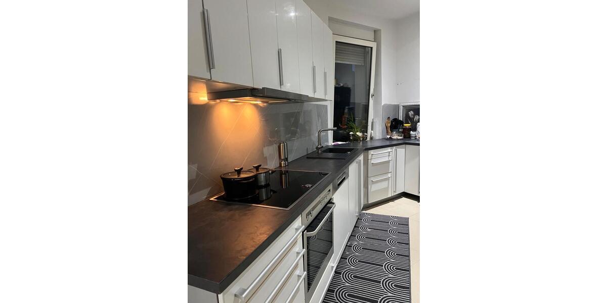 Erdgeschoßwohnung Essen Stadtbezirk IV - 5 Zimmer, 100 m&sup2;, 1.050&euro; | Angebot:25457248