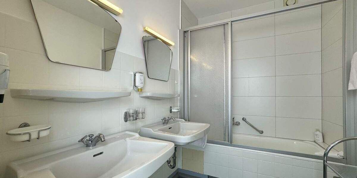 Mehrfamilienhaus, Wohnhaus Bad Wildbad - 1 Zimmer, 1 m&sup2;, 1.150.000&euro; | Angebot:25567369