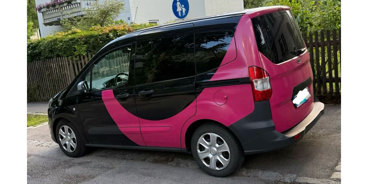 Ford Transit Courier 85.000 km 9.950 &euro; Starnberg 82319