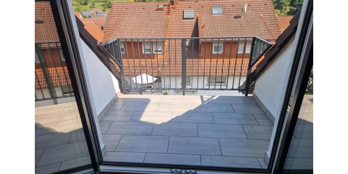 NeubauGeschmackvolle 3-Zimmer-Penthouse Wohnung Terrass+ Aufzug 3 zimmer