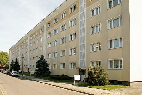 Etagenwohnung Dessau-Roßlau Roßlau - 1 Zimmer, 24 m&sup2;, 330&euro; | Angebot:27250049