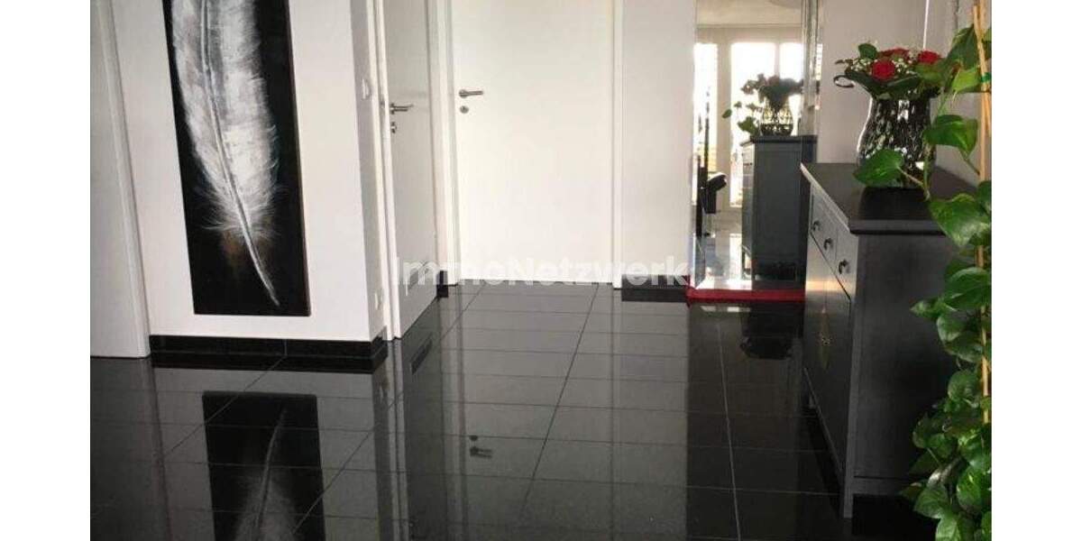 Etagenwohnung Villingen-Schwenningen Villingen - 4 Zimmer, 92 m&sup2;, 297.000&euro; | Angebot:24751718