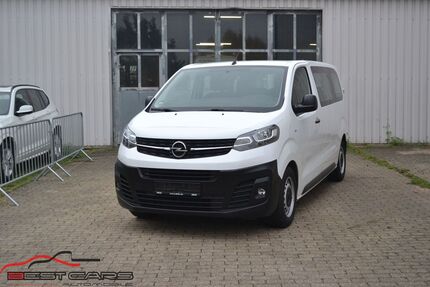 Opel Vivaro 229.000 km 16.950 € Würselen 52146