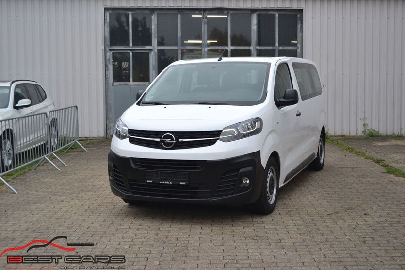 Opel Vivaro 229.000 km 16.950 € Würselen 52146