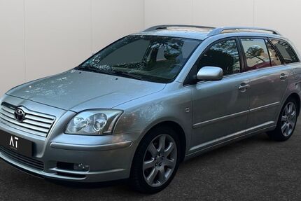 Toyota Avensis 176.889 km 4.990 &euro; Frankfurt am Main 65933