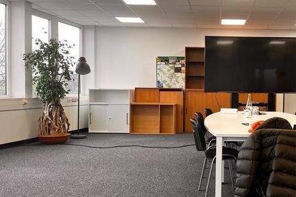 Büroräume zu vermieten in Traunreut 300qm zimmer