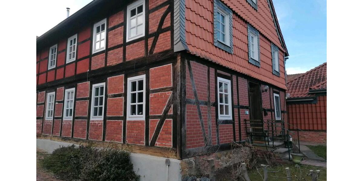 Etagenwohnung Söhlde - 5 Zimmer, 130 m&sup2;, 1.040&euro; | Angebot:25476243