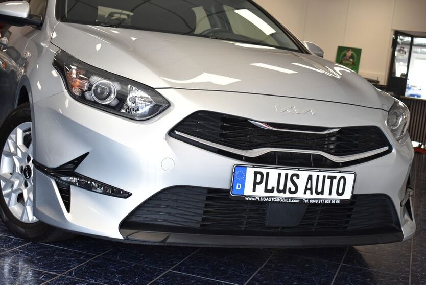 Kia ceed Sportswagon 116.676 km 12.870 € Nürnberg 90431
