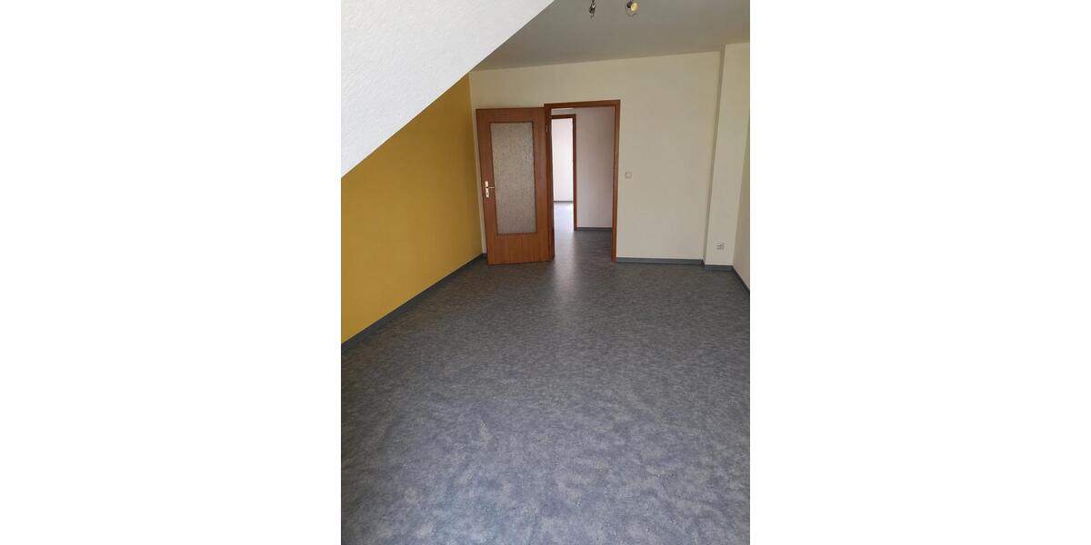 Dachgeschoßwohnung Lachendorf - 3 Zimmer, 61 m&sup2;, 130.000&euro; | Angebot:26748020
