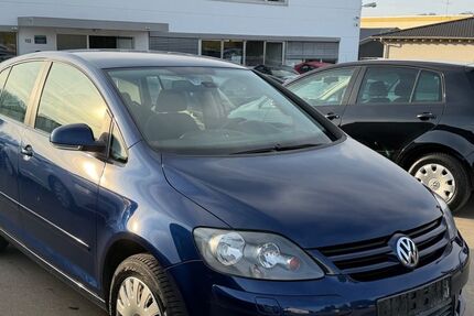 VW Golf 153.000 km 3.499 &euro; Gundelsheim 74831