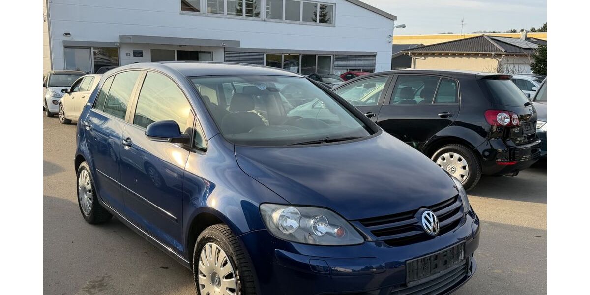 VW Golf 153.000 km 3.499 &euro; Gundelsheim 74831