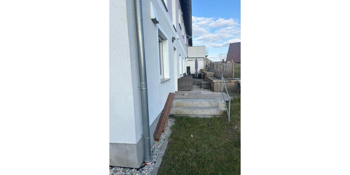 Erdgeschoßwohnung Pulsnitz - 4 Zimmer, 63 m&sup2;, 600&euro; | Angebot:26408567
