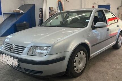 VW Bora 84.670 km 4.900 &euro; Chemnitz 09111