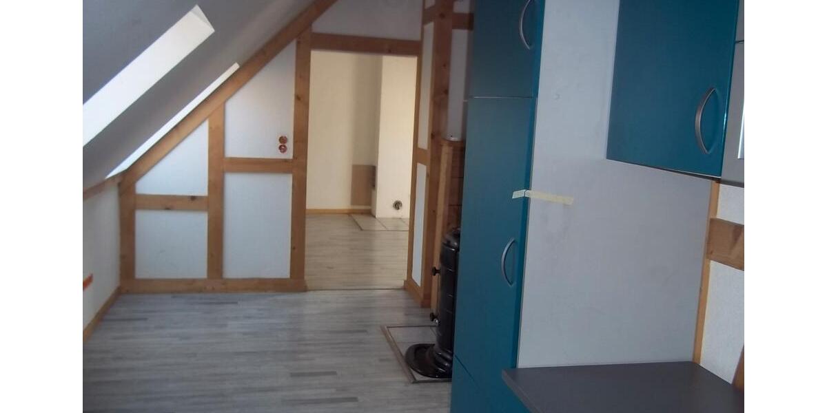 Einfamilienhaus Vlotho - 11 Zimmer, 200 m&sup2;, 89.000&euro; | Angebot:26987412