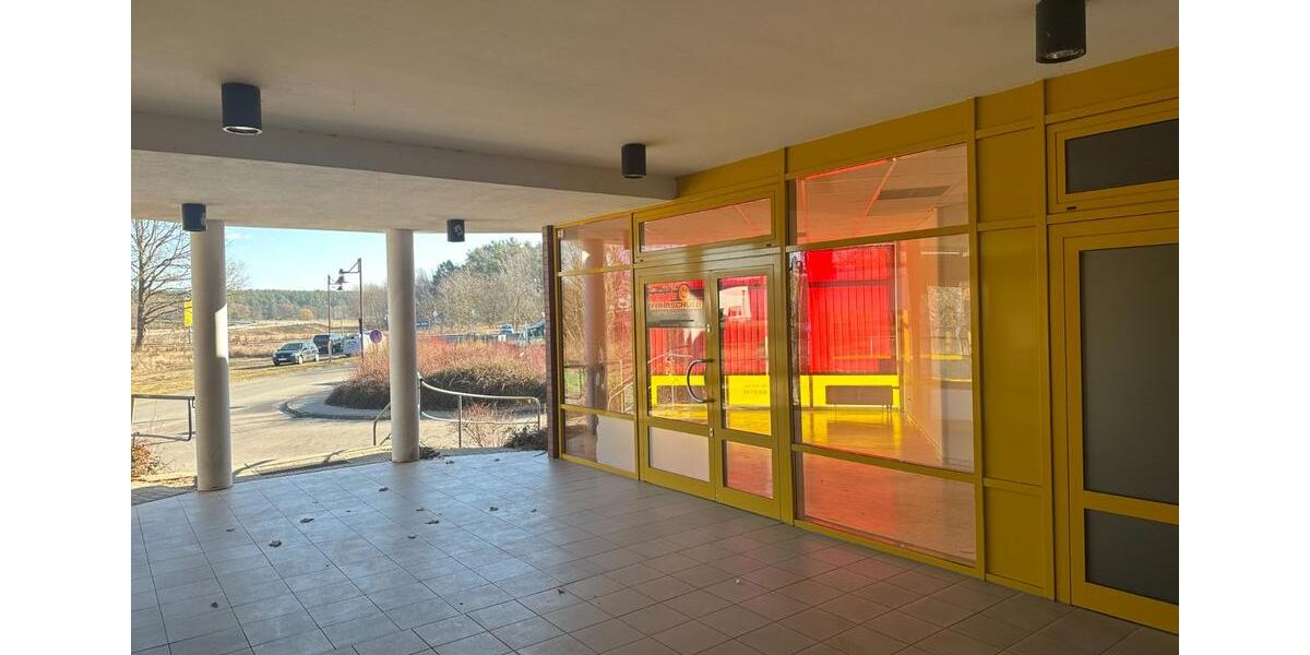 Gewerbeobjekt Neustrelitz - 250&euro; | Angebot:25328675