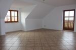 Dachgeschoßwohnung Reichling - 4 Zimmer, 137 m&sup2;, 995&euro; | Angebot:25852500