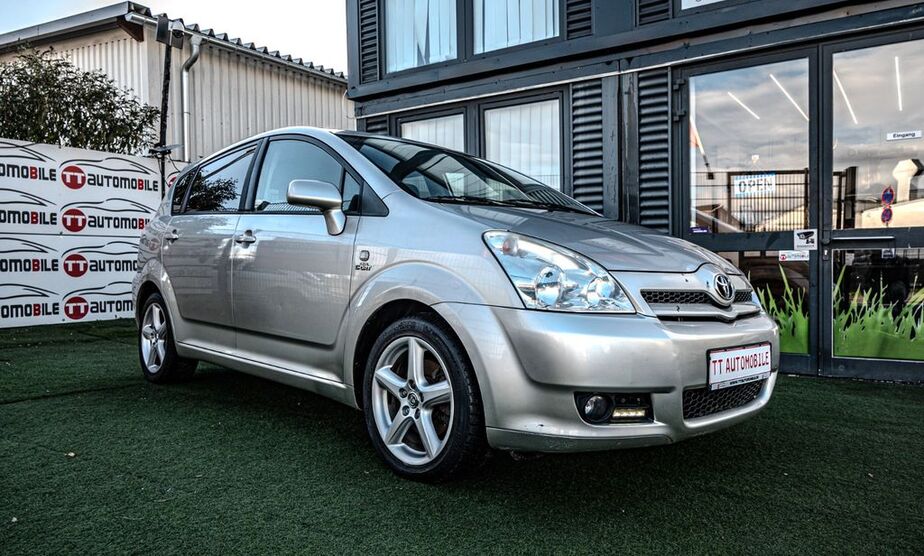 Toyota Corolla Verso 280.000 km 3.999 € Rüsselsheim 65428