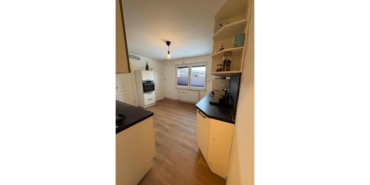 Erdgeschoßwohnung Rühen - 3 Zimmer, 86 m&sup2;, 800&euro; | Angebot:25512119