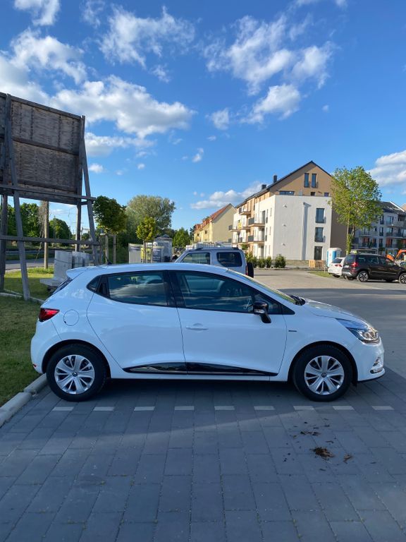 Renault Clio 63.000 km 8.000 € Königs Wusterhausen 15711