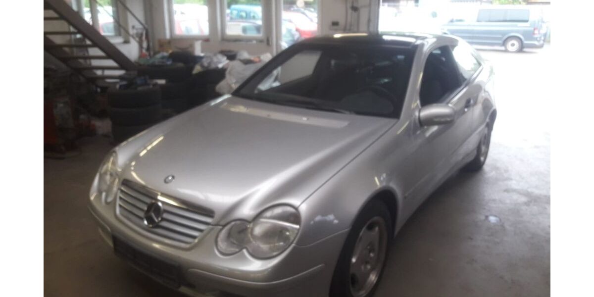 Mercedes-Benz C 180 144.263 km 600 &euro; Bergen 83346