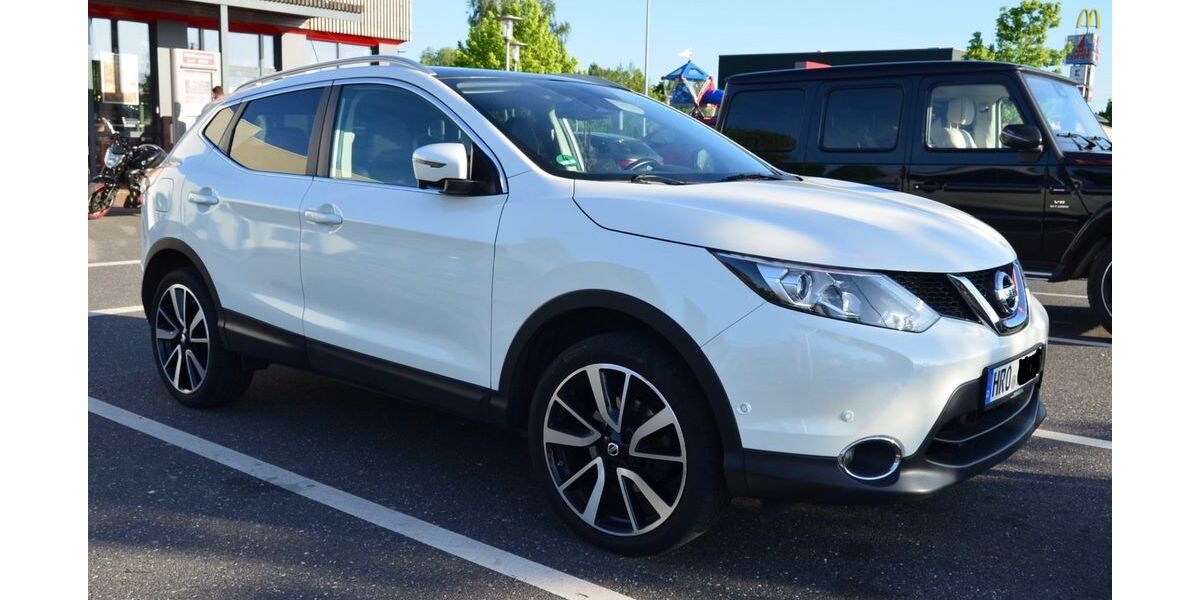 Nissan Qashqai 84.000 km 13.500 &euro; Rostock 18055