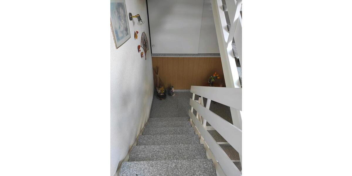 Etagenwohnung Fuldatal - 3 Zimmer, 90 m&sup2;, 250.000&euro; | Angebot:26129962