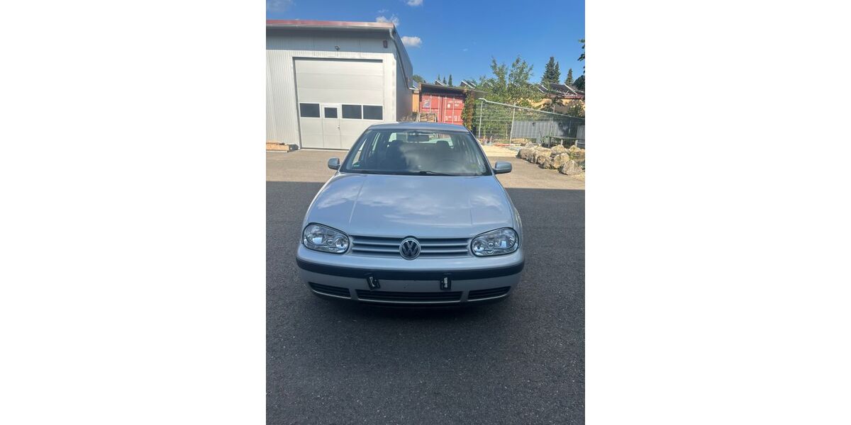VW Golf 208.000 km 700 &euro; Gerstetten 89547