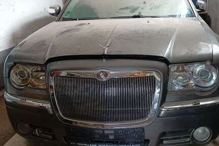 Chrysler 300C 230.000 km 2.500 € Kaltennordheim 36452