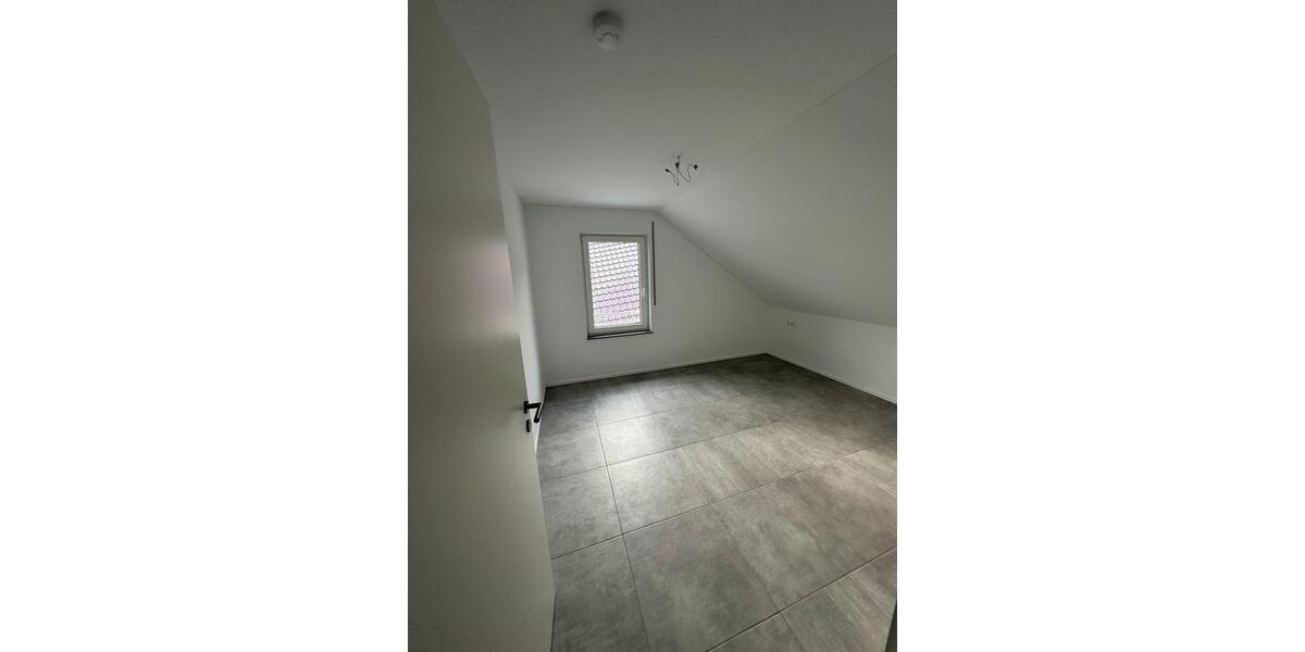 Maisonettenwohnung Künzelsau - 4 Zimmer, 87 m&sup2;, 1.045&euro; | Angebot:26024493