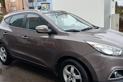 Hyundai ix35 153.500 km 8.300 &euro; Flein 74223